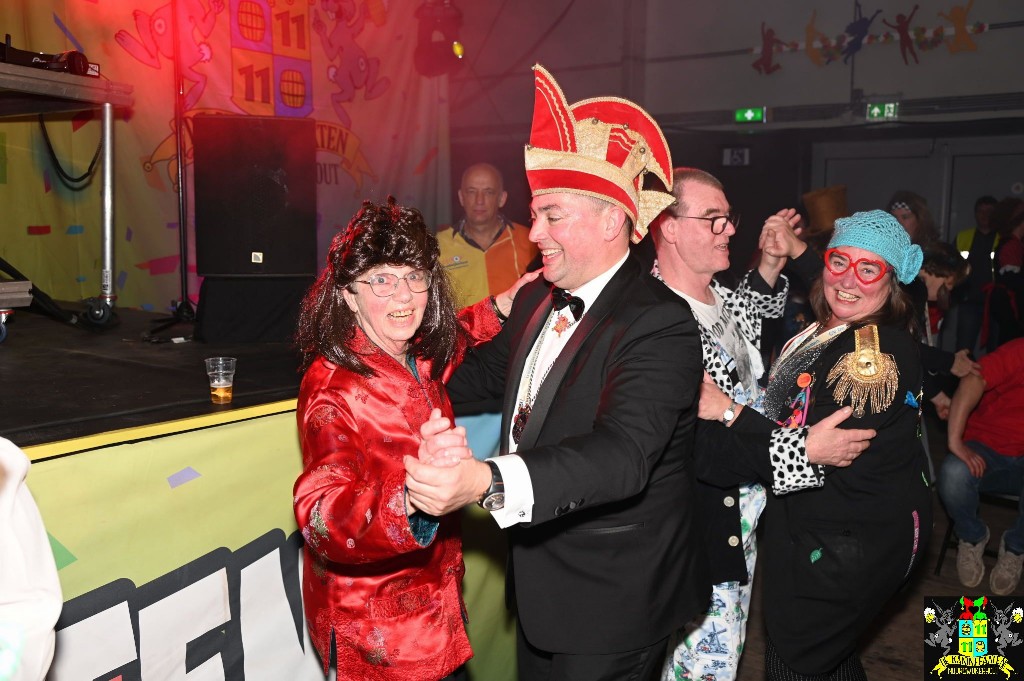 ../Images/Senioren carnaval 2024 383.jpg